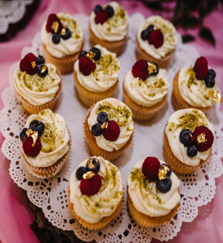 cake bakery signature item4
